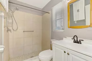 256 Periwinkle Rd, Venice, FL 34293 - Photo 21