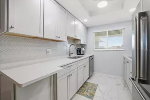 649 Tamiami Trail S, Venice, FL 34285 - Photo 5