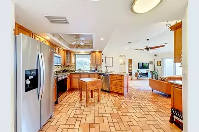 3234 Meadow Run Drive, Venice, FL 34293 - Photo 17