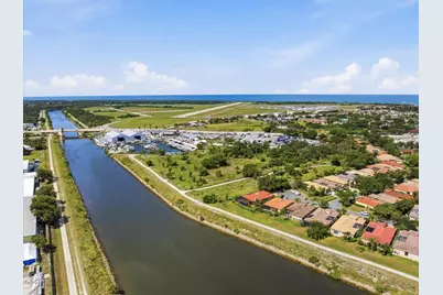 210 Rio Terra, Venice, FL 34285 - Photo 35