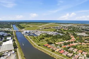 210 Rio Terra, Venice, FL 34285 - Photo 31