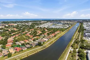 210 Rio Terra, Venice, FL 34285 - Photo 43