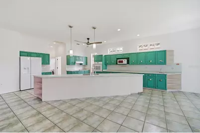 210 Rio Terra, Venice, FL 34285 - Photo 13