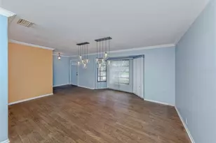4361 Whispering Woods Pl, Sarasota, FL 34233 - Photo 7