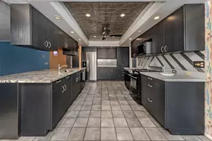 4361 Whispering Woods Pl, Sarasota, FL 34233 - Photo 11