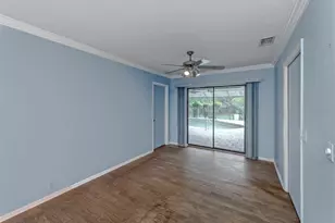 4361 Whispering Woods Pl, Sarasota, FL 34233 - Photo 9