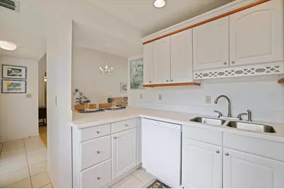 715 Bird Bay Circle #120, Venice, FL 34285 - Photo 7