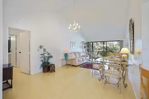 715 Bird Bay Cir, Venice, FL 34285 - Photo 3