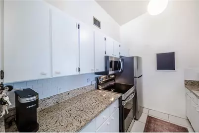 722 White Pine Tree Road #82, Venice, FL 34285 - Photo 9