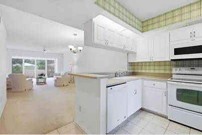 421 Cerromar Terrace #370, Venice, FL 34293 - Photo 5