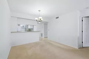 421 Cerromar Terrace, Venice, FL 34293 - Photo 9