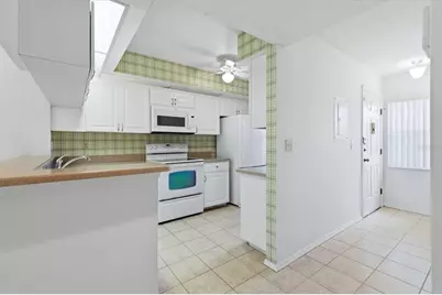 421 Cerromar Terrace #370, Venice, FL 34293 - Photo 3