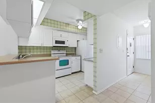 421 Cerromar Terrace, Venice, FL 34293 - Photo 3
