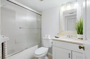 421 Cerromar Terrace, Venice, FL 34293 - Photo 19