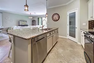 12390 Cinqueterre Dr, Venice, FL 34293 - Photo 43
