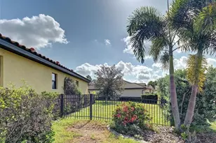 12390 Cinqueterre Dr, Venice, FL 34293 - Photo 5