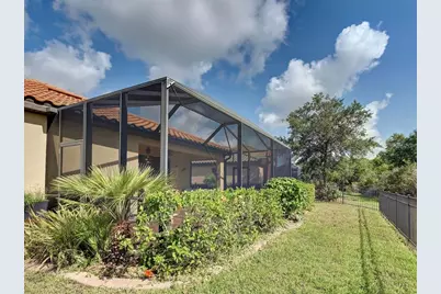 12390 Cinqueterre Drive, Venice, FL 34293 - Photo 9