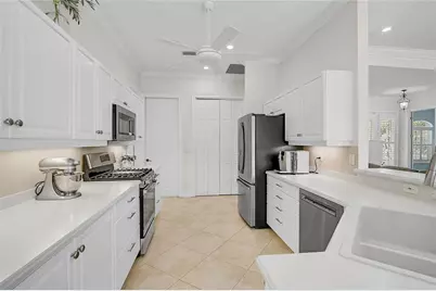4306 Corso Venetia Boulevard, Venice, FL 34293 - Photo 9