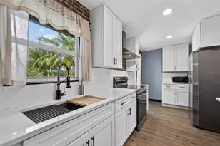 27072 Hillshire Ln, Punta Gorda, FL 33983 - Photo 13
