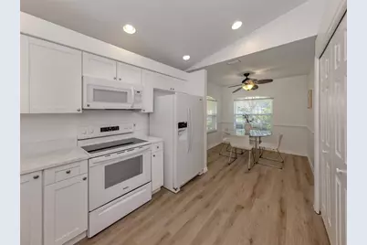3224 Woodberry Lane, Sarasota, FL 34231 - Photo 7
