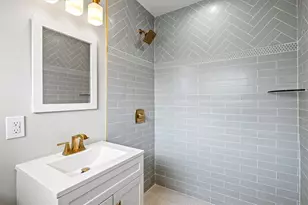 106 Aurora St E, Venice, FL 34285 - Photo 37