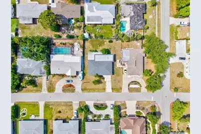 106 Aurora Street E, Venice, FL 34285 - Photo 61