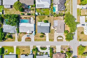 106 Aurora St E, Venice, FL 34285 - Photo 61