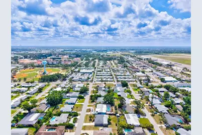 106 Aurora Street E, Venice, FL 34285 - Photo 63