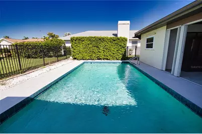 902 Pinehurst Lane, Venice, FL 34293 - Photo 57