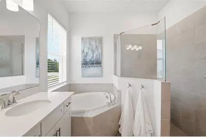 17300 Jadestone Court, Venice, FL 34293 - Photo 31