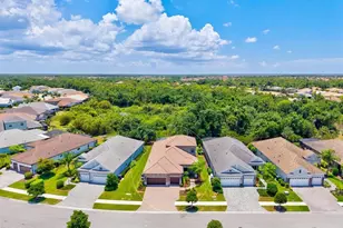 11909 Hunters Creek Rd, Venice, FL 34293 - Photo 3