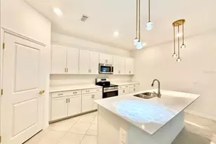 10995 Pinot Dr, Venice, FL 34293 - Photo 15