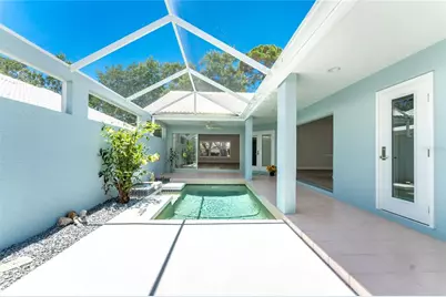 1251 Harbor Town Way, Venice, FL 34292 - Photo 5