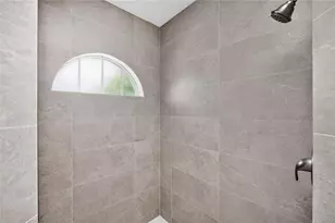 1251 Harbor Town Way, Venice, FL 34292 - Photo 25
