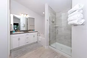 886 Euclid Rd, Venice, FL 34293 - Photo 5