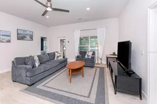 886 Euclid Rd, Venice, FL 34293 - Photo 7