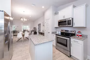 886 Euclid Rd, Venice, FL 34293 - Photo 19