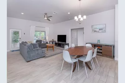 886 Euclid Road, Venice, FL 34293 - Photo 3