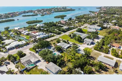 624 Bayshore Road, Nokomis, FL 34275 - Photo 65
