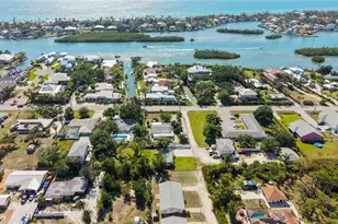 624 Bayshore Rd, Nokomis, FL 34275 - Photo 59