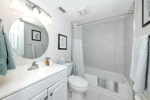 1712 Lakeside Dr, Venice, FL 34293 - Photo 17