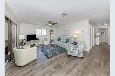 1712 Lakeside Drive #1712-B, Venice, FL 34293 - Photo 5