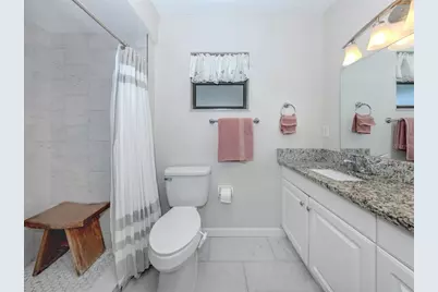1712 Lakeside Drive #1712-B, Venice, FL 34293 - Photo 15