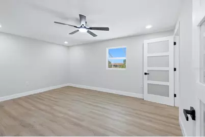 1600 Cypress Point Court, Venice, FL 34293 - Photo 25