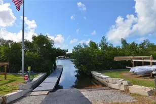 1379 Everest Rd, Venice, FL 34293 - Photo 45
