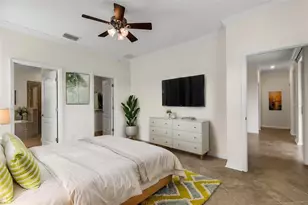 9828 Hilltop Dr, Venice, FL 34292 - Photo 5