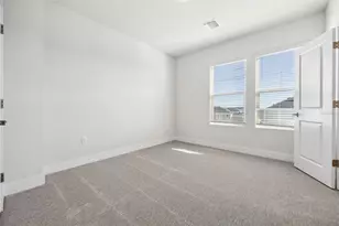 7244 Sutton Ln, Sarasota, FL 34240 - Photo 25