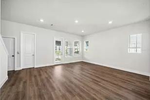 7244 Sutton Ln, Sarasota, FL 34240 - Photo 15