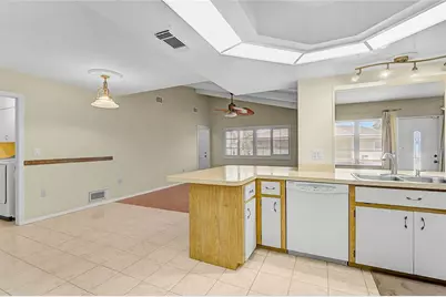 5852 Lincoln Road, Venice, FL 34293 - Photo 7