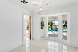 396 Bayshore Dr, Venice, FL 34285 - Photo 11